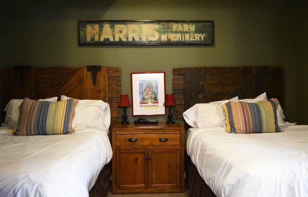 William Watson (adults Only) 4*